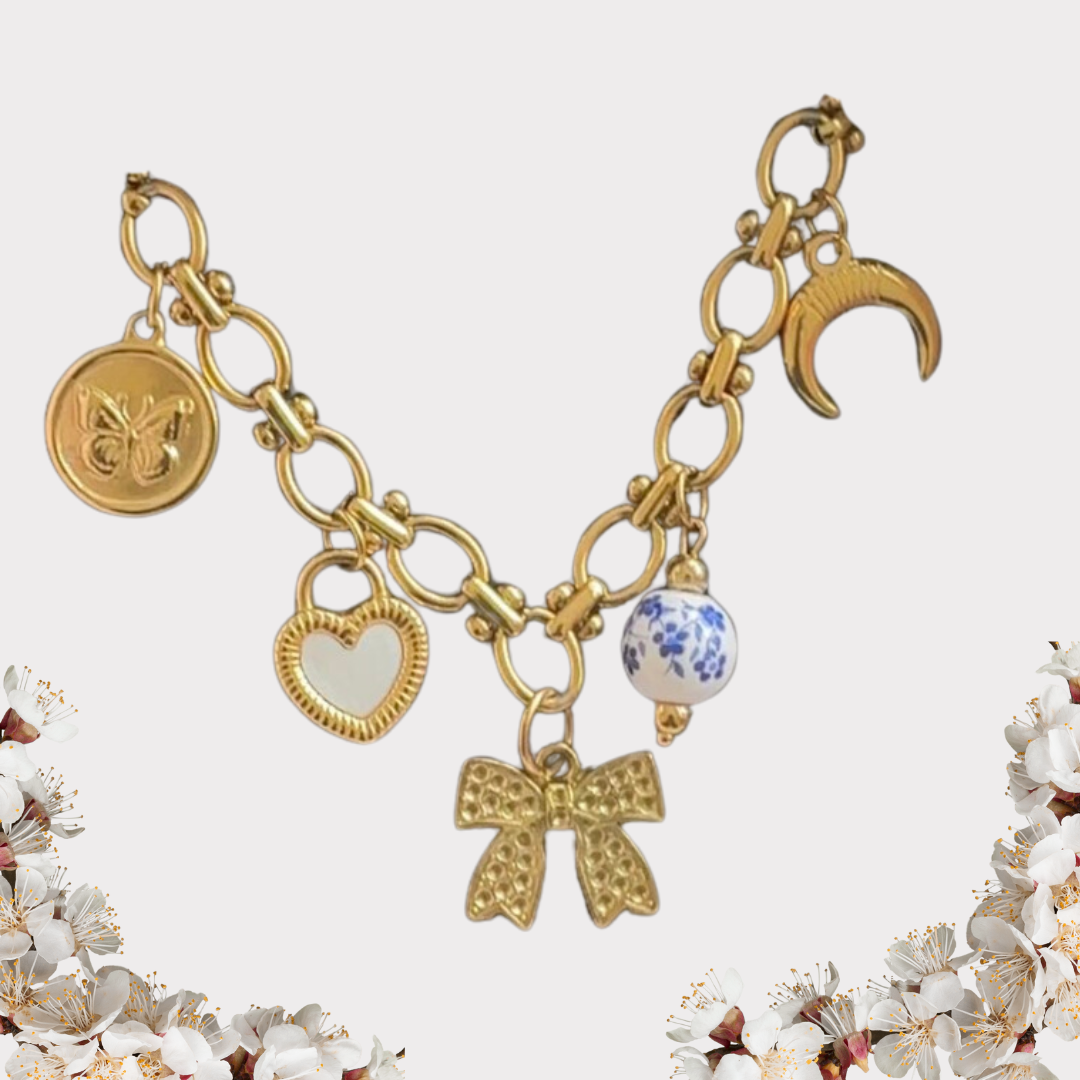 Personalized Gold Moon and Blue heart china vintage Necklace-customization