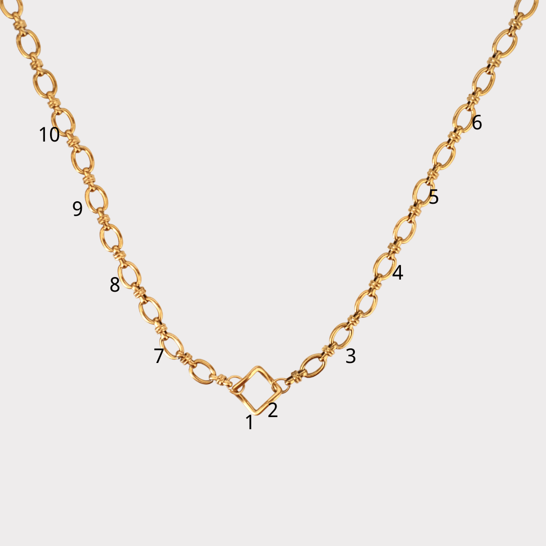 Customized Classic square Loop Charm Chain necklace