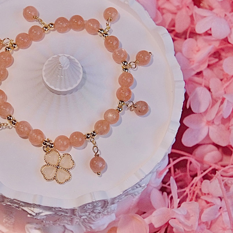 four leaf clover bracelet handmade sunstone beads Bracelet Bracelet Fashion women jewelry beads dailyjewelryannie