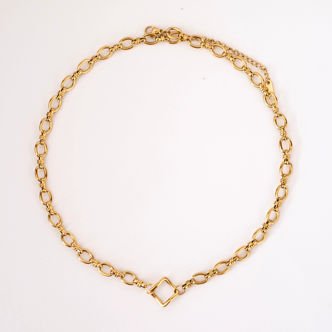 Customized Classic square Loop Charm Chain necklace