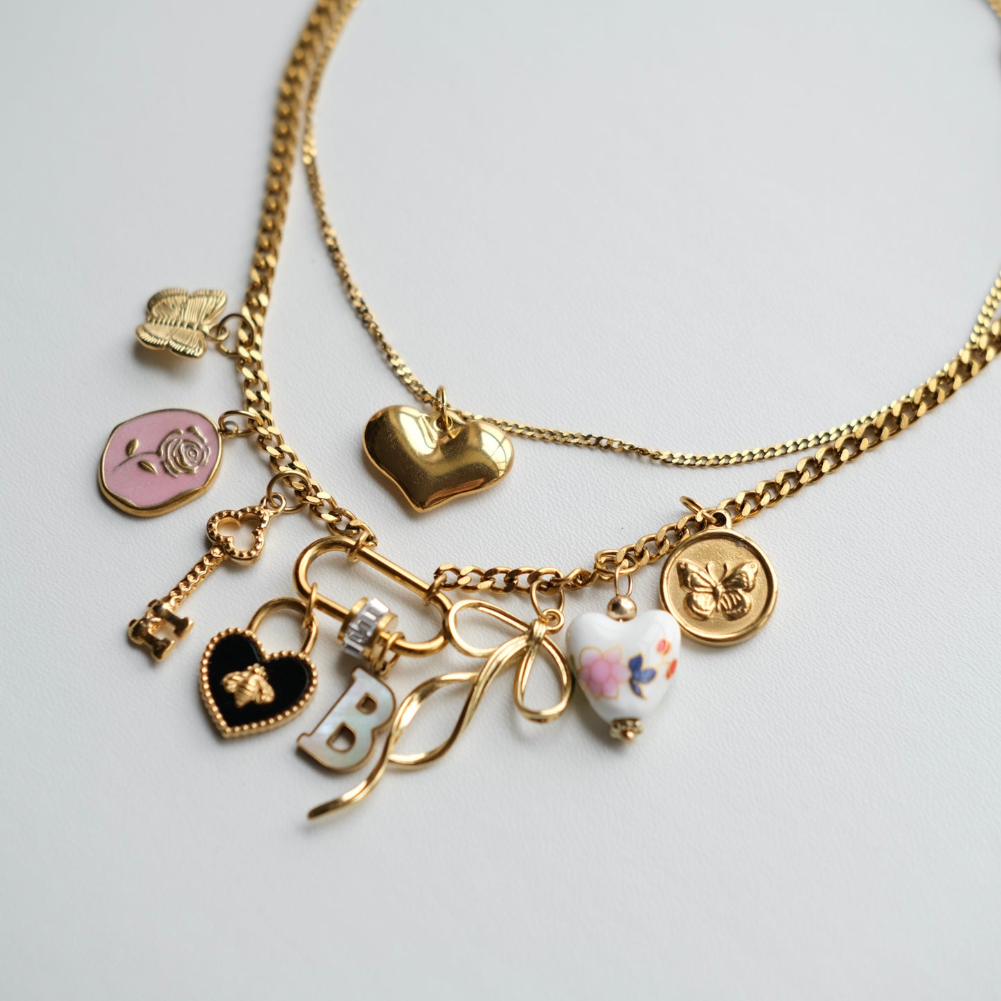 Bee heart Oval Clasp two layer Chain-customization