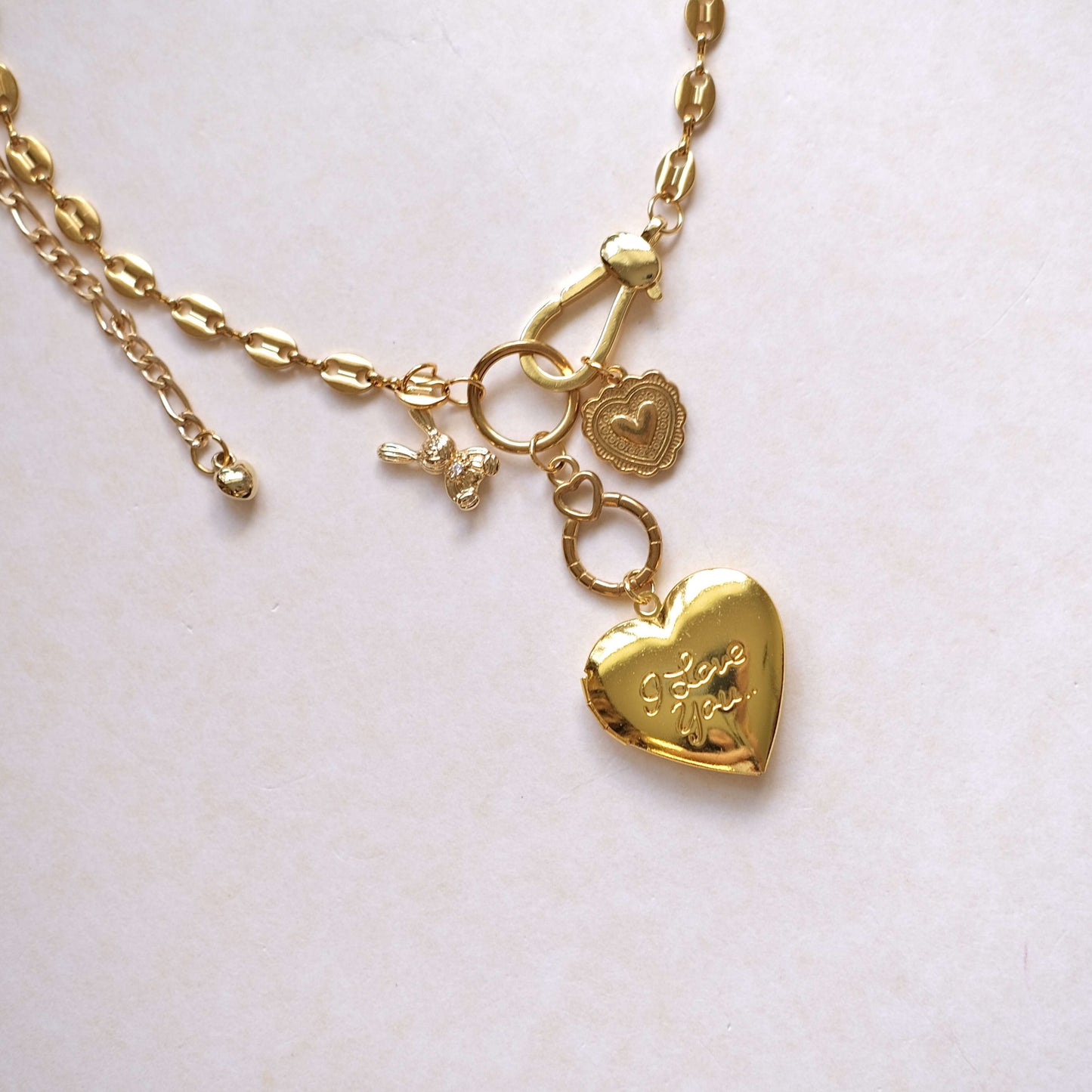 Little rabbit vintage heart pendent necklace