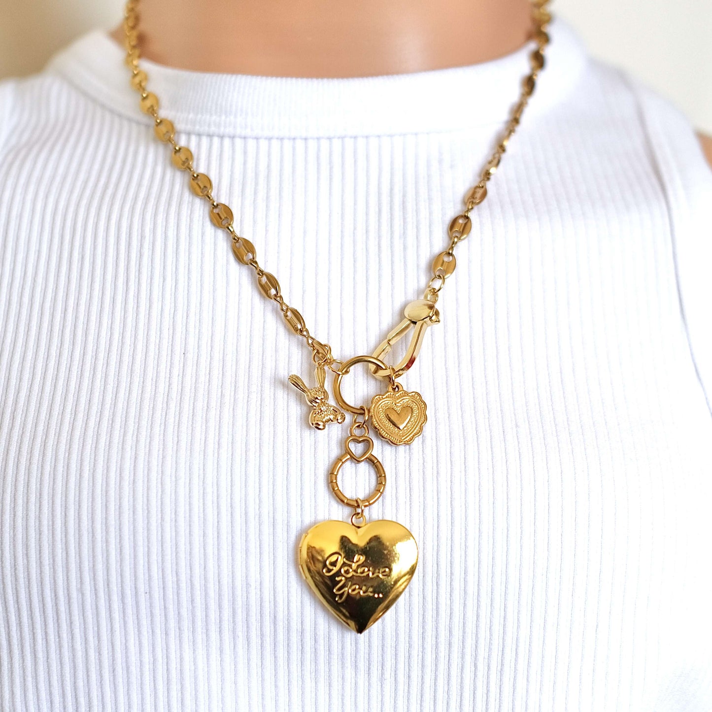 Little rabbit vintage heart pendent necklace