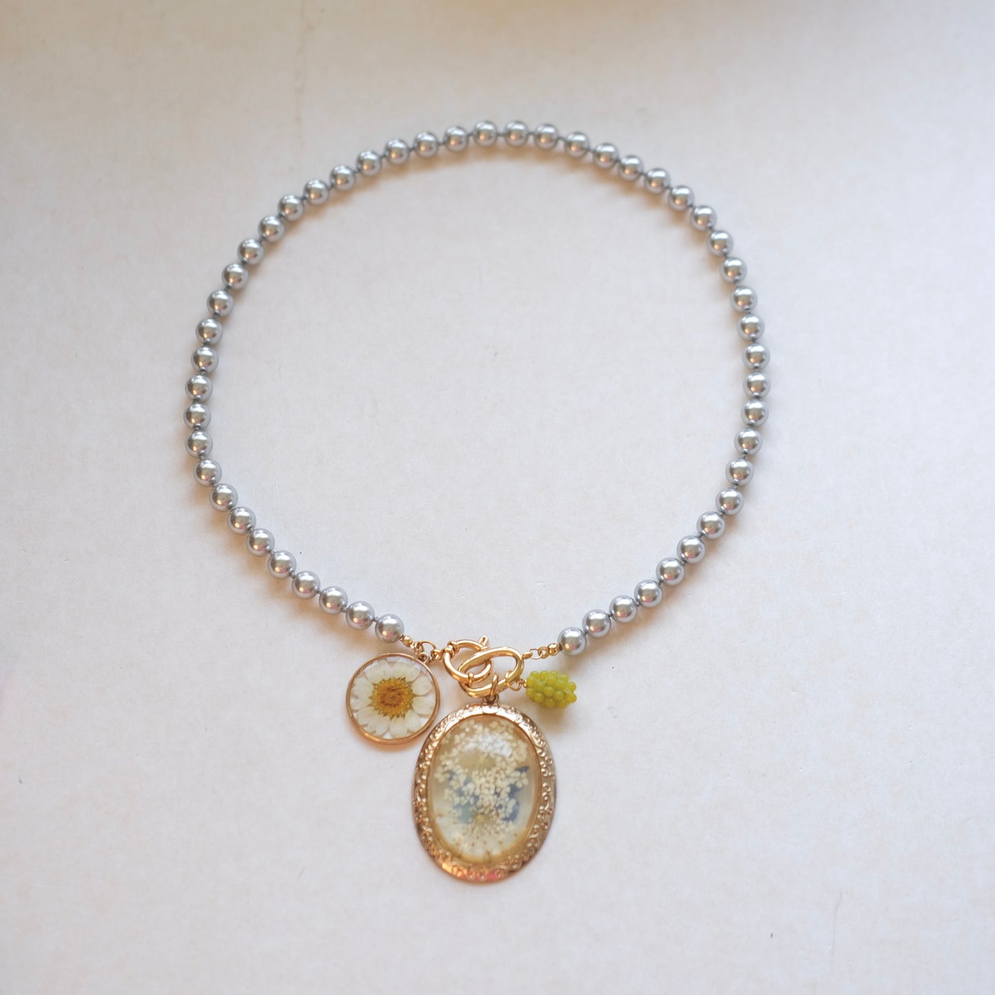 Pressed Flower Sunflower Necklace - Faux Grey Pearls