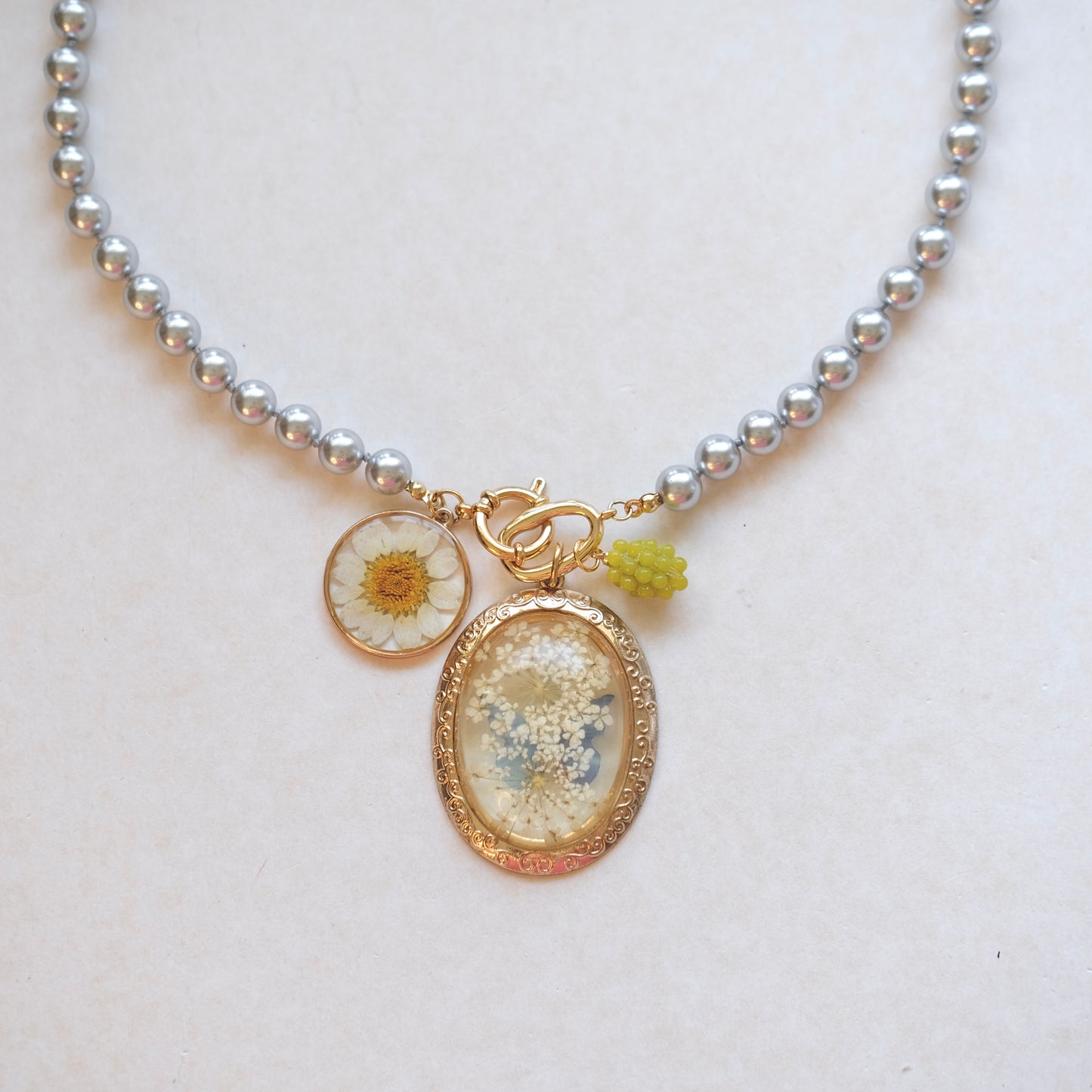Pressed Flower Sunflower Necklace - Faux Grey Pearls